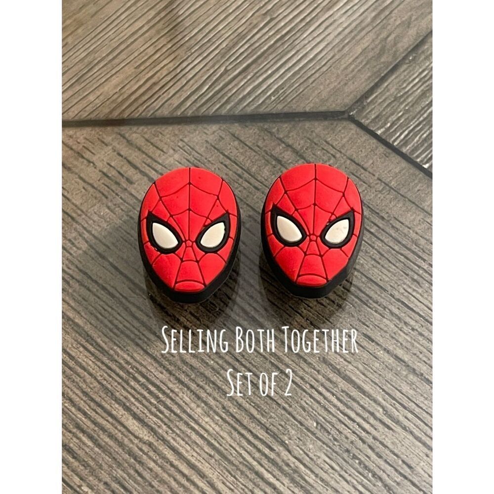 2014 Crocs Jibbitz Spider-Man Mask Set of 2 Style # 10006116 Marvel Superhero